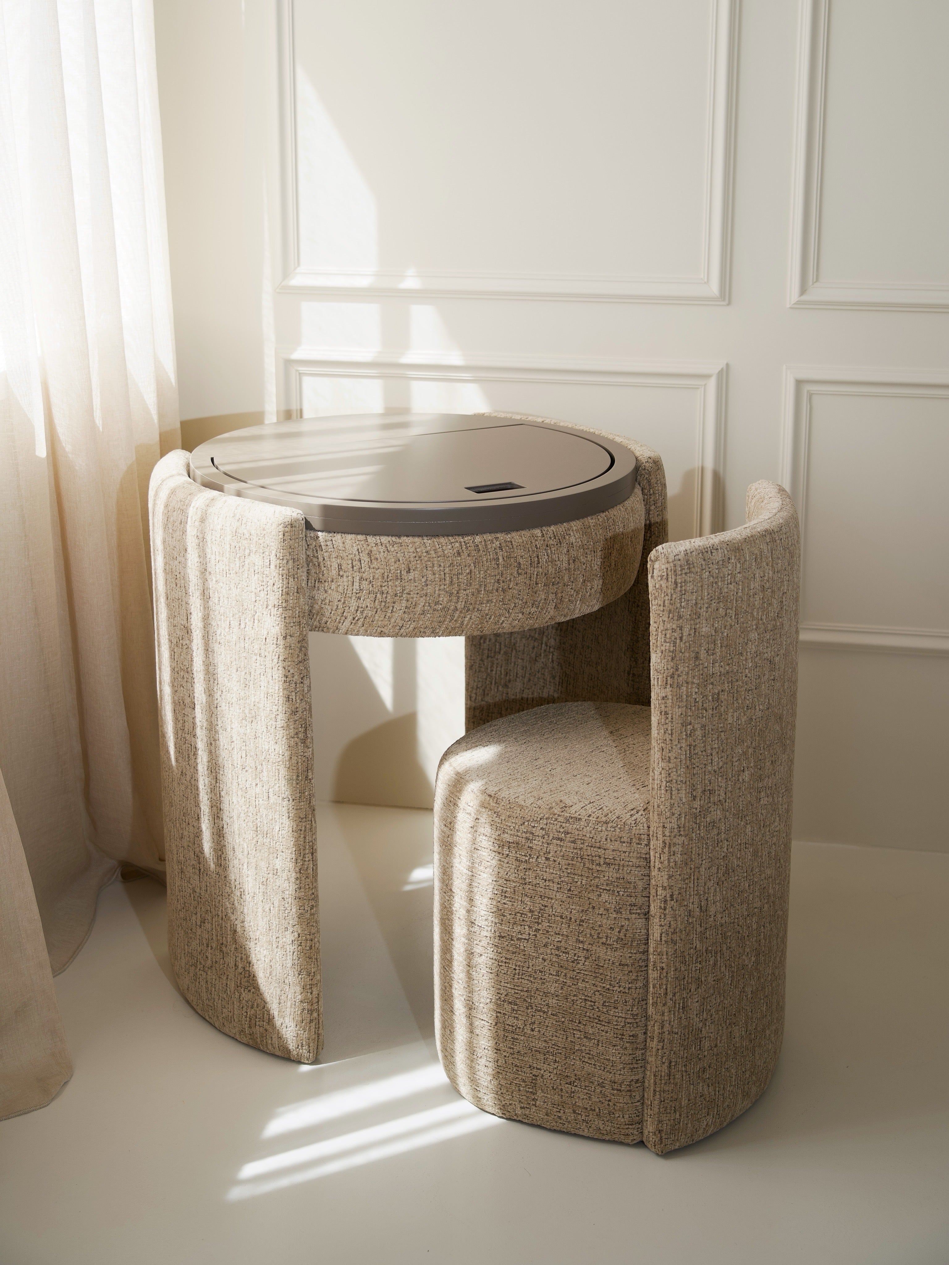 YOME Vanity Table Taupe – Luxuriöser runder Makeup Table