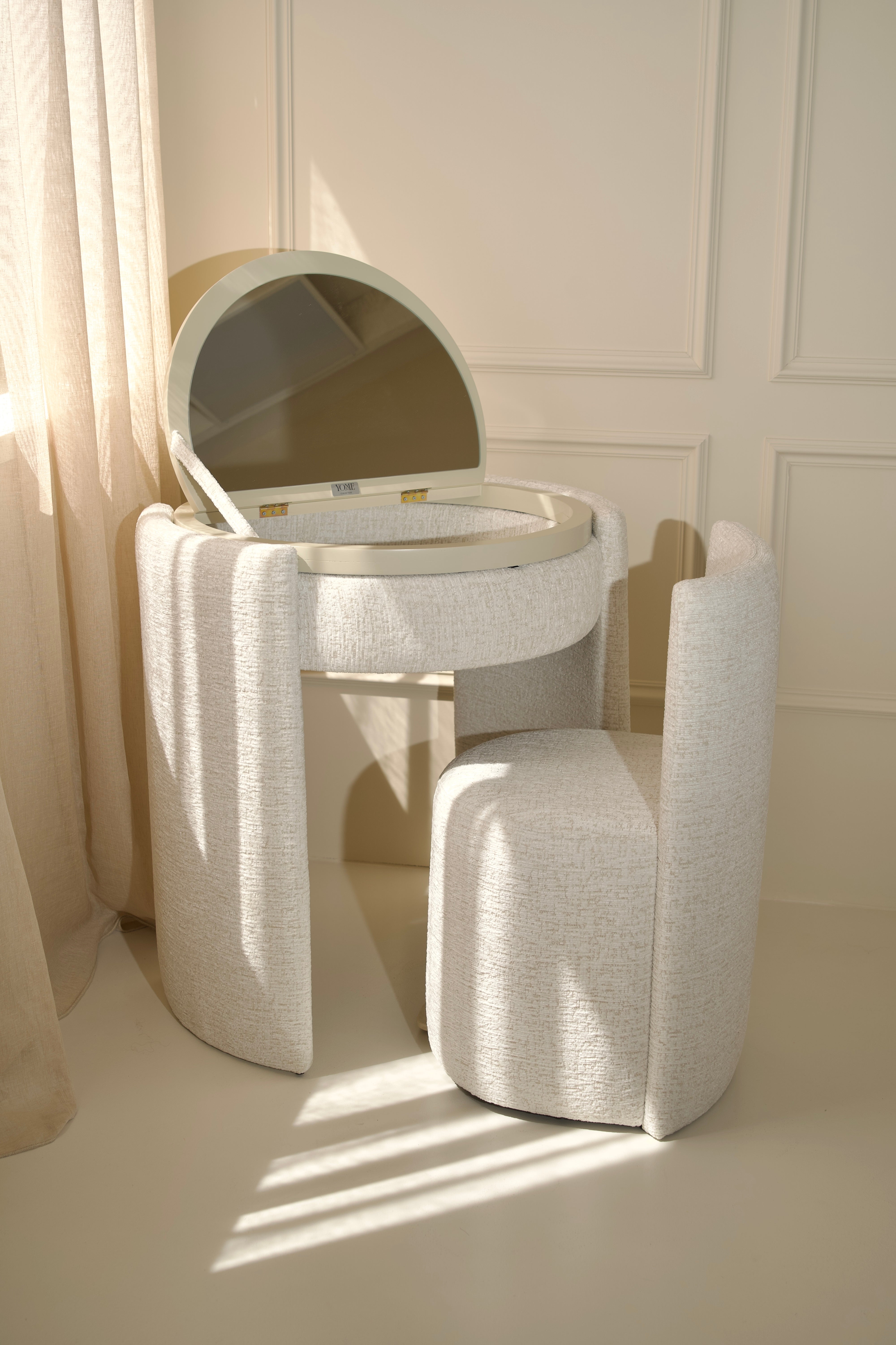 YOME Vanity Table Off White – Luxuriöser runder Makeup Table