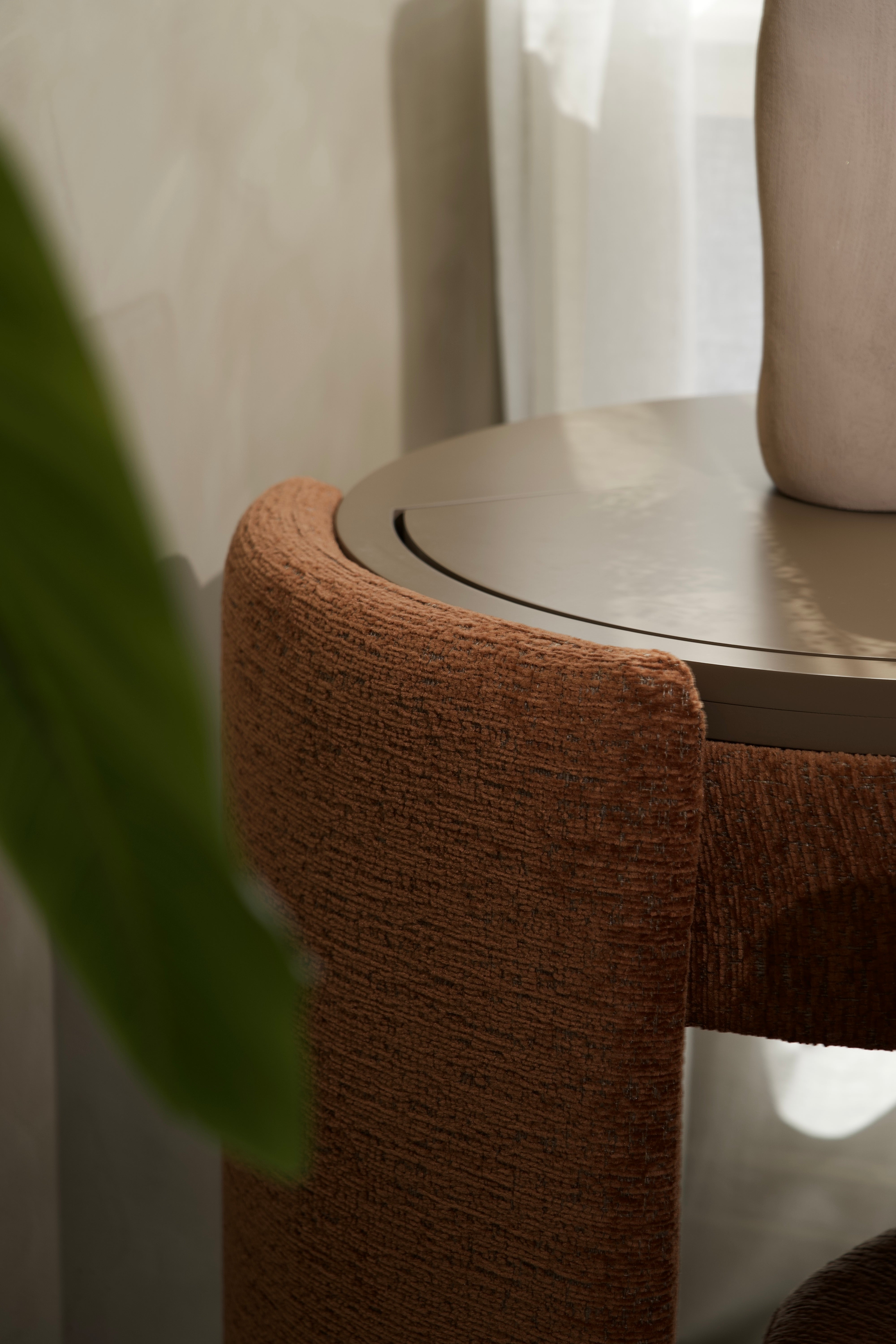 YOME Vanity Table Terracotta – Luxuriöser runder Makeup Table